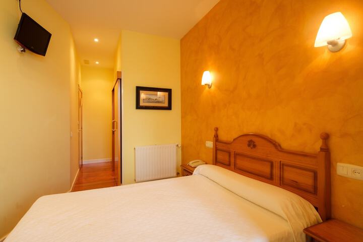 Room 21 of 27