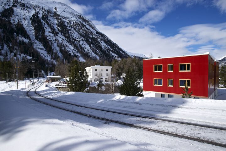 Hotel 52 of 64