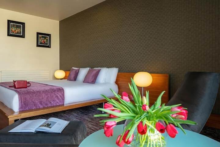 Room 16 of 39