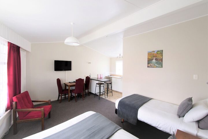 Room 4 of 54