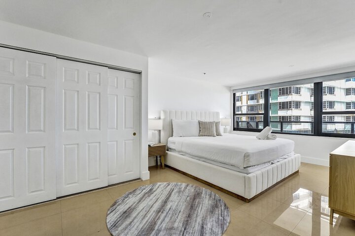 Room 182 of 723
