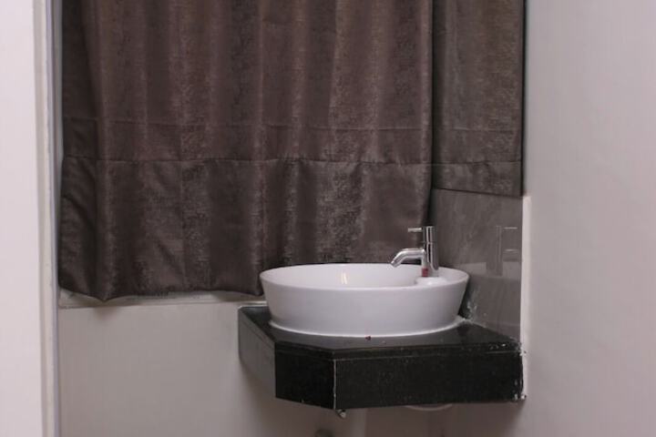 Hotel 7 of 10