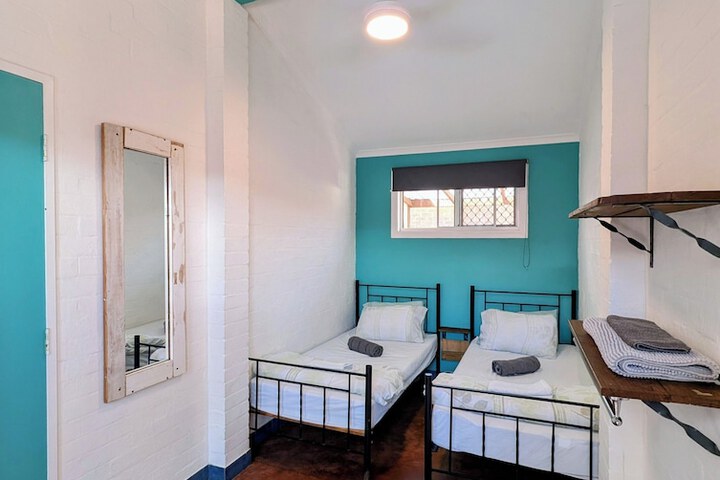 Room 22 of 44