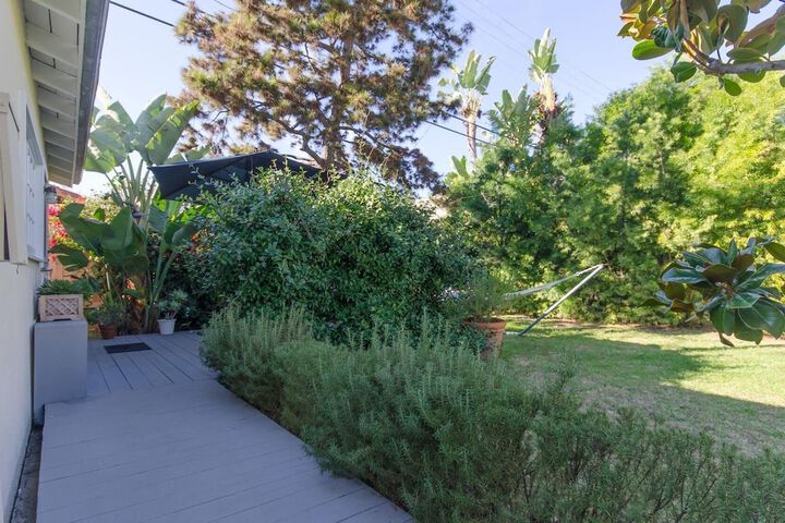 Property Grounds 18 of 28