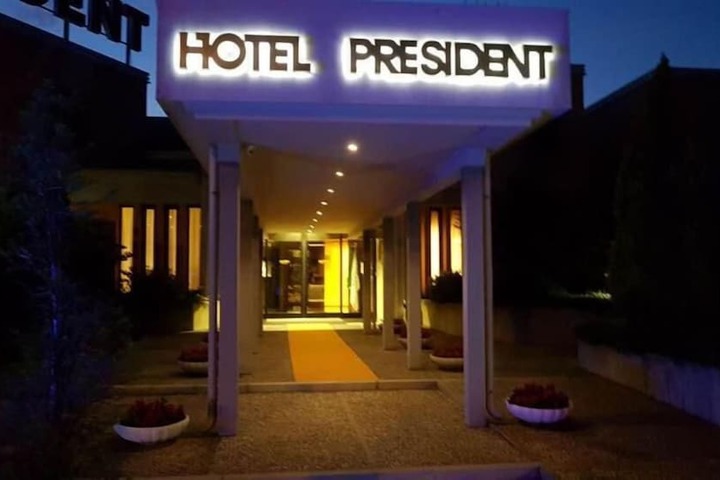 Hotel 52 of 55