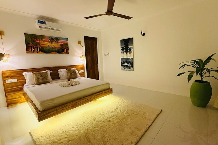 Room 2 of 14