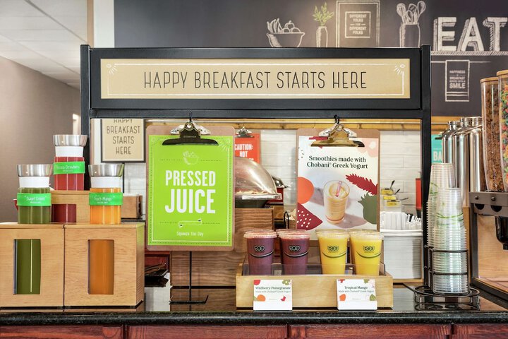 Breakfast/Coffee Service 26 of 34