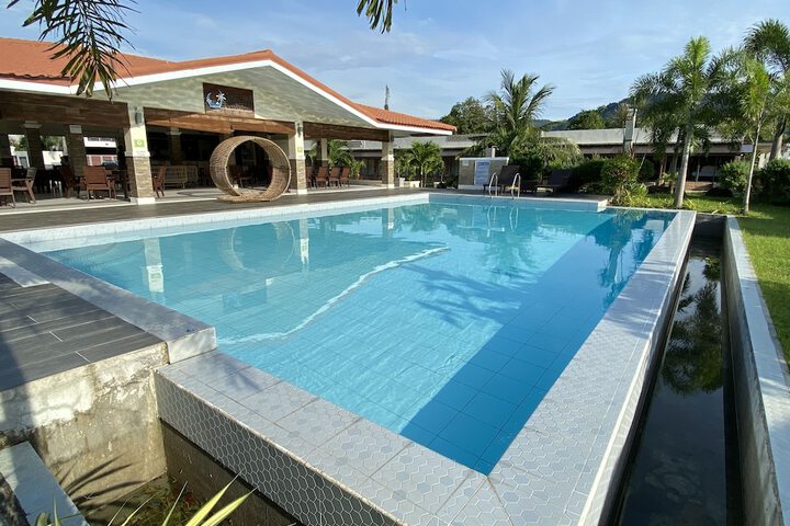 Hero Image 1 of 38