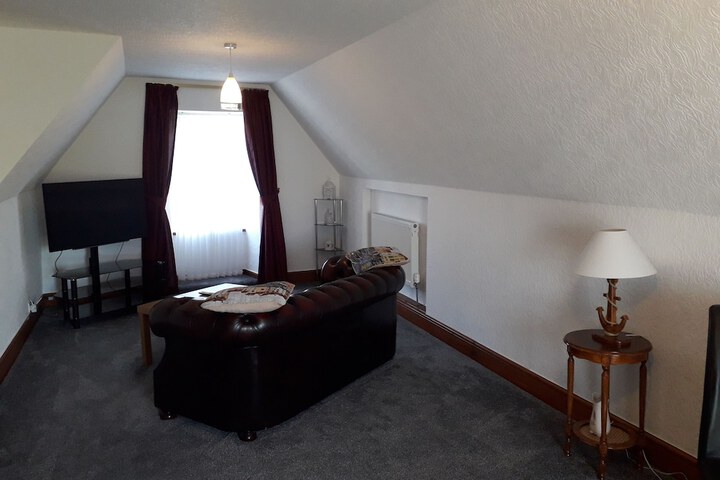 Room 4 of 59