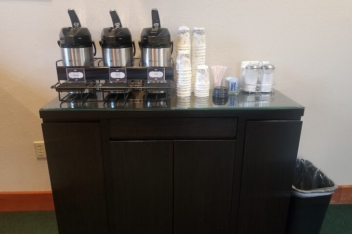 Breakfast/Coffee Service 58 of 71