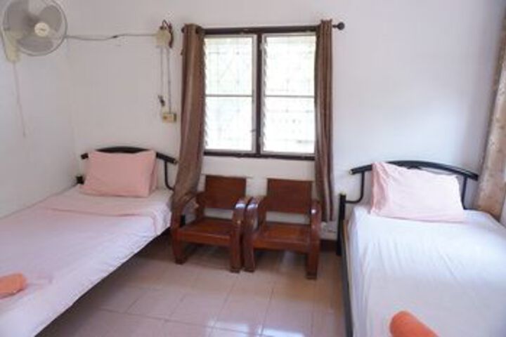 Room 20 of 38