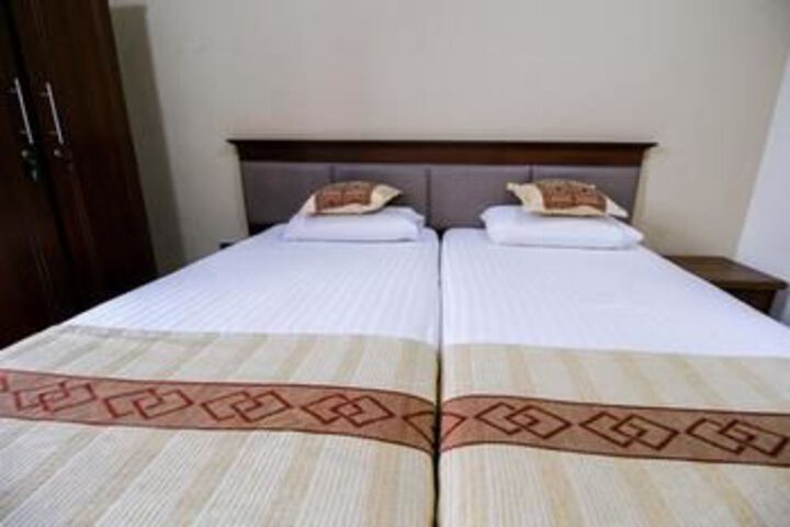 Room 20 of 48