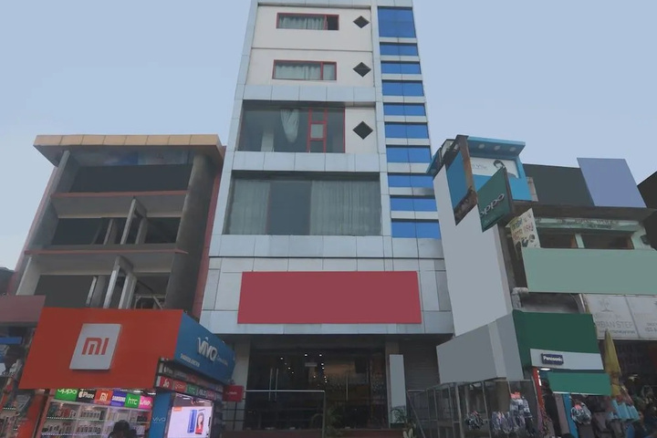 OYO 8326 Hotel The Silk Routee