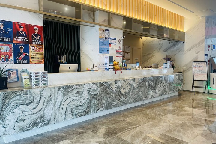 Hotel Interior 7 of 73