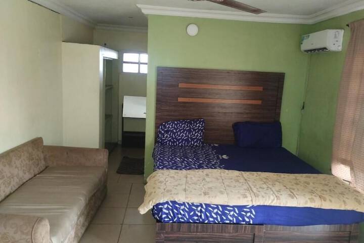 Room 20 of 27