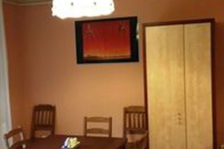 Room 27 of 29
