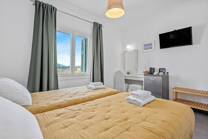 Room 75 of 122