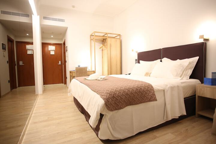 Room 17 of 71