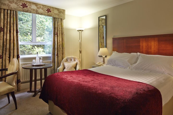 Room 8 of 35
