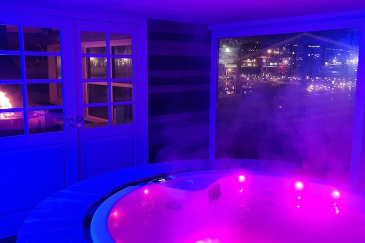 Hotel 70 of 76
