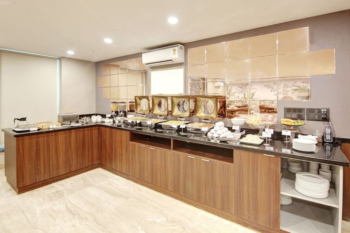 Breakfast/Coffee Service 64 of 79