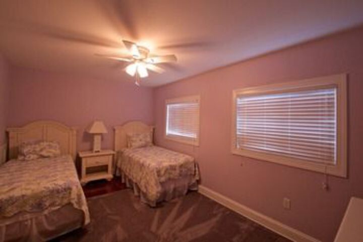 Room 9 of 21