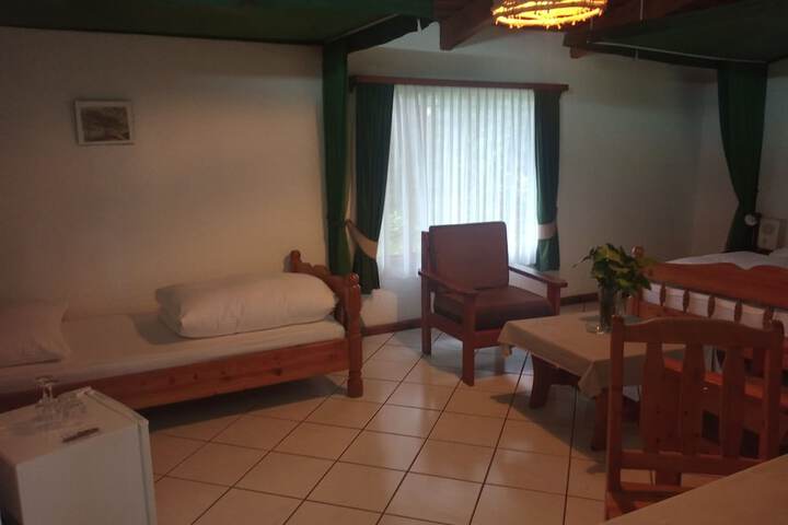Room 15 of 41
