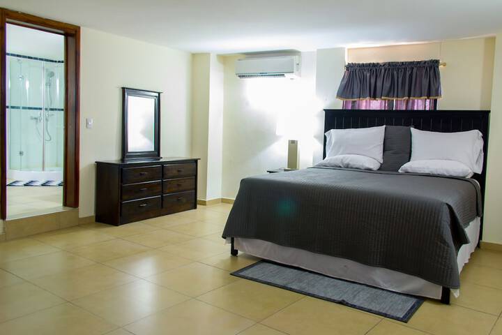 Room 4 of 41