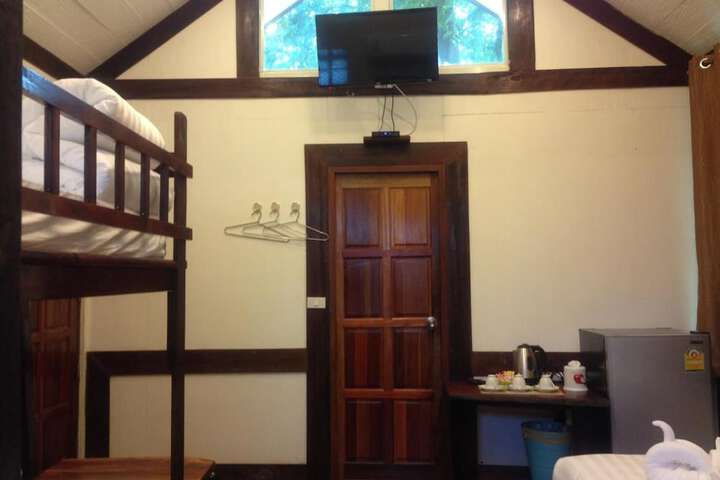 Room 19 of 34