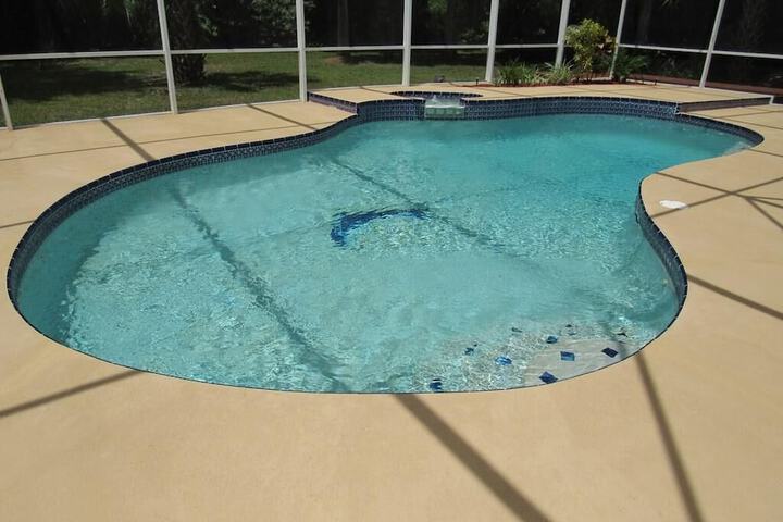 Pool 14 of 23