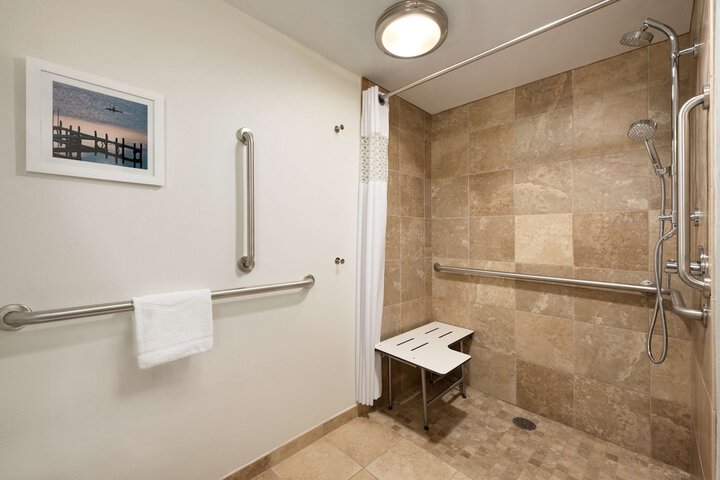 Room 18 of 30