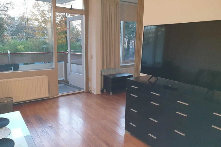 Room 2 of 19