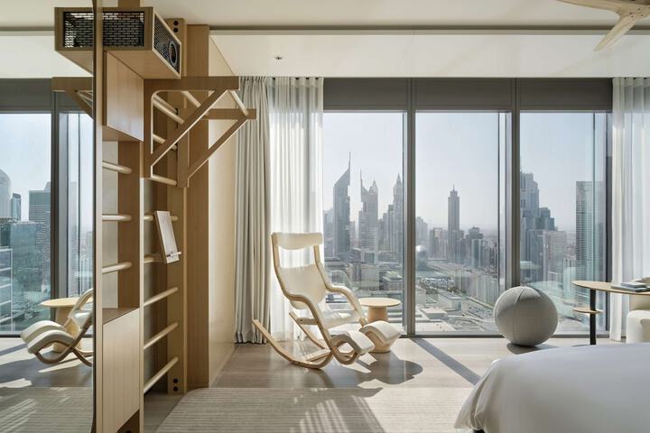 Room 6 of 81