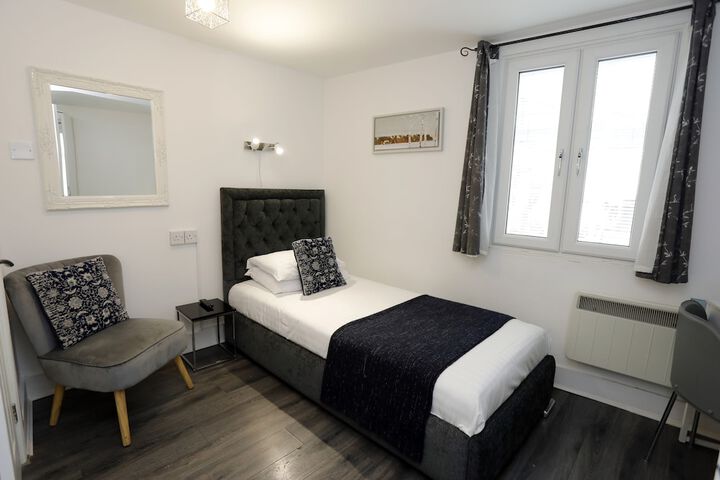 Room 10 of 63