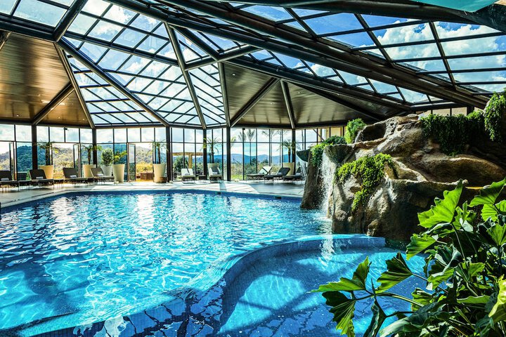Pool 39 of 70