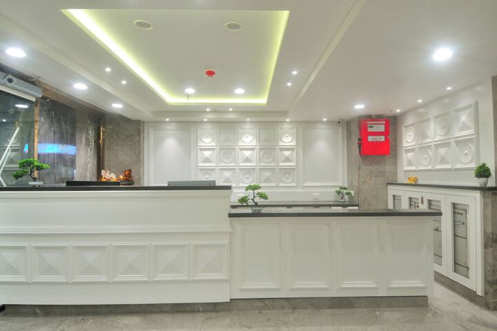 Hotel Imperial view near Connaught place