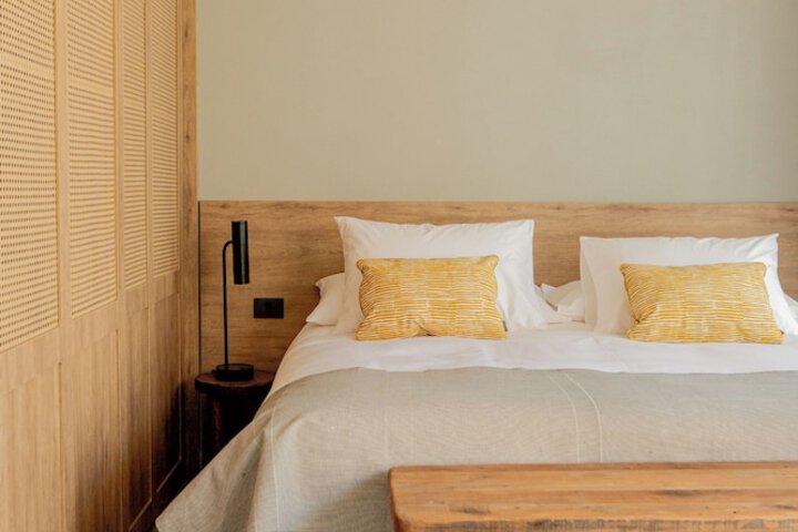 Room 4 of 67