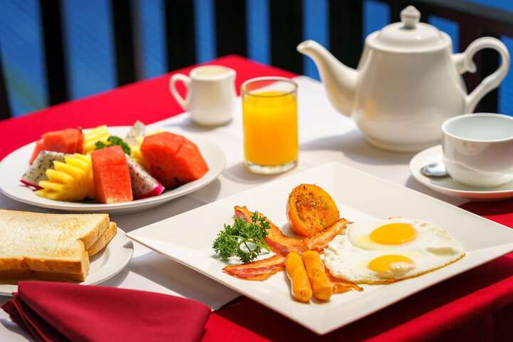 Breakfast/Coffee Service 48 of 75