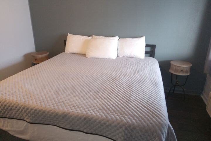 Room 4 of 21