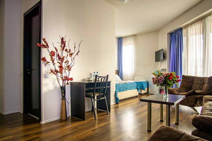 Room 44 of 87