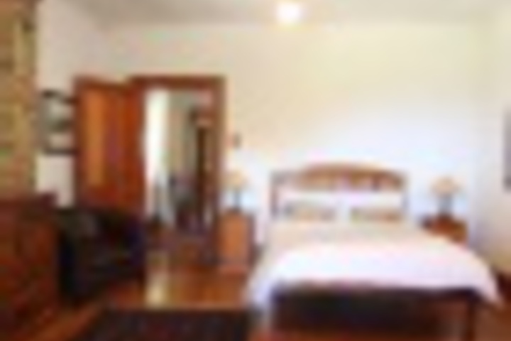 Room 183 of 276