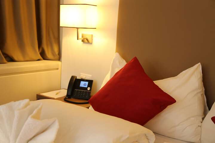 Room 3 of 54
