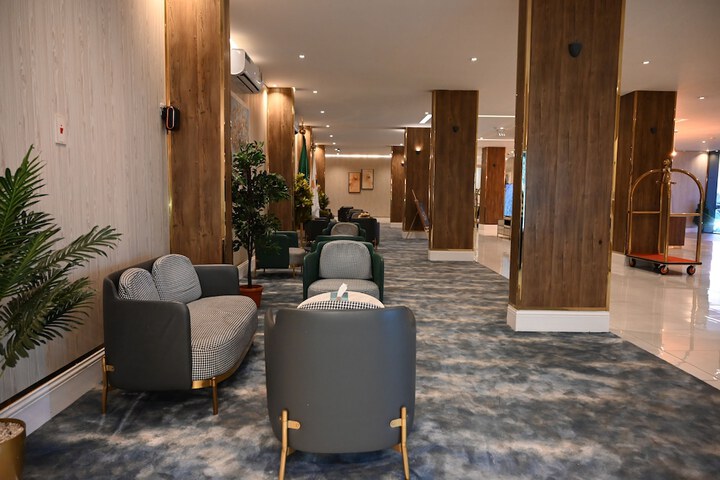 Hotel Interior 4 of 61