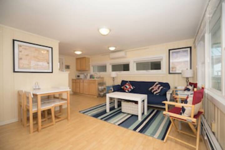 Room 274 of 384