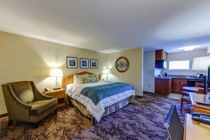 2 Double Beds (6 of 14)