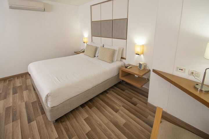 Room 21 of 50