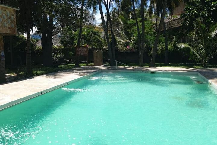 Pool 39 of 66