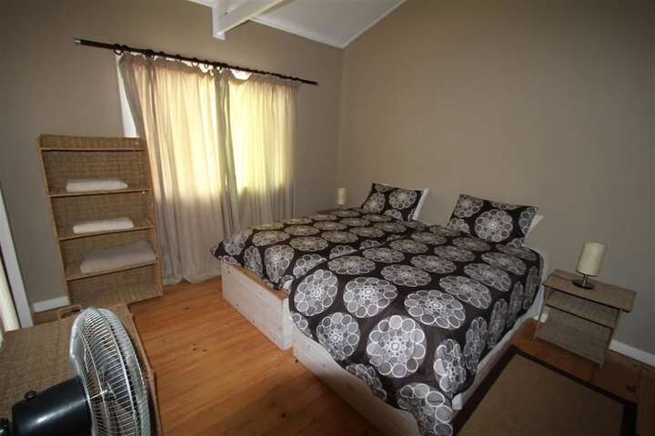 Room 5 of 73