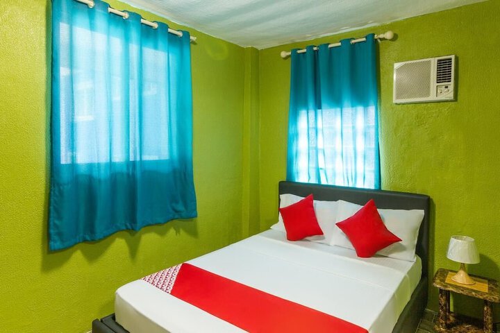 Room 2 of 31