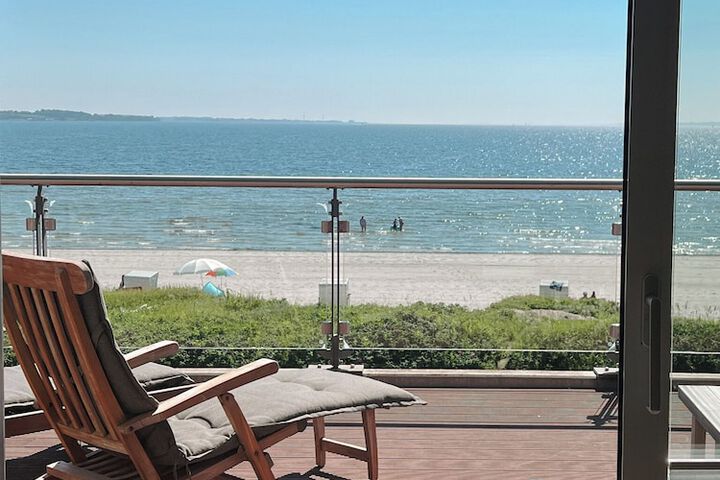 Beach 77 of 85